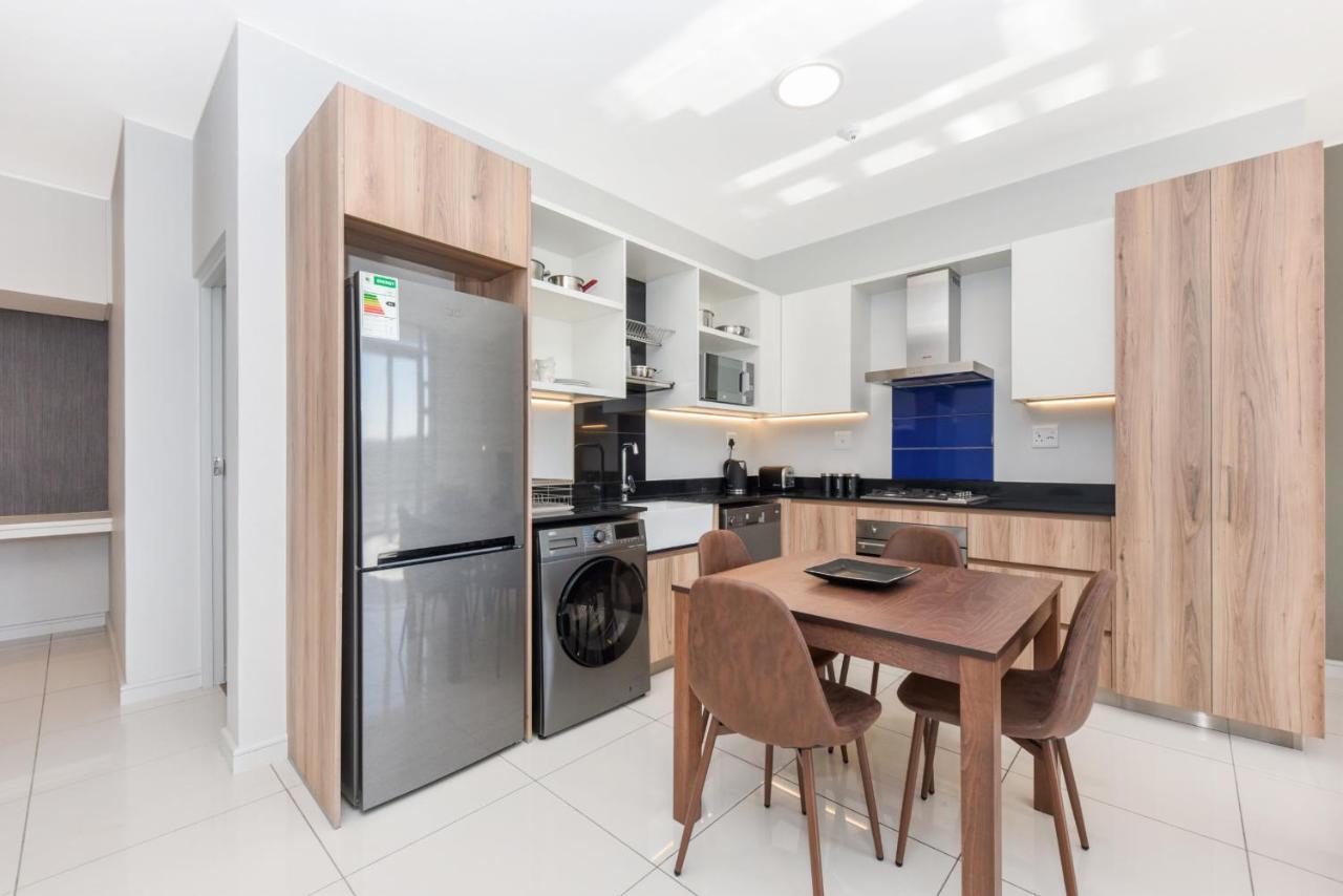 The Median Rosebank Luxury Apartment - Building With Generator Johannesburg Exterior foto